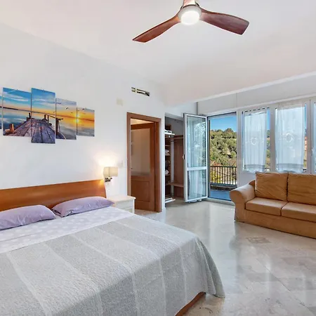 Tramontana Apartment