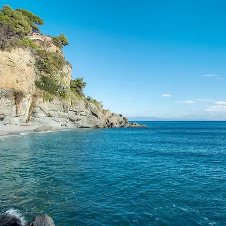 Tramontana * Celle Ligure